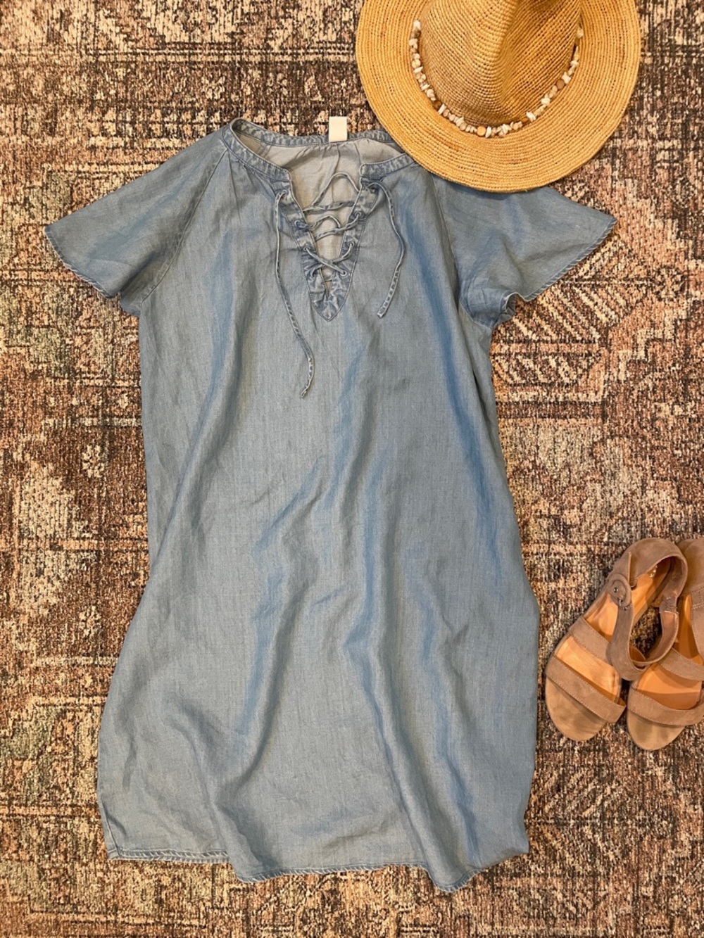 Old Navy Chambray Lace Up Dress Size Medium Blue Denim Shift Short Sleeve